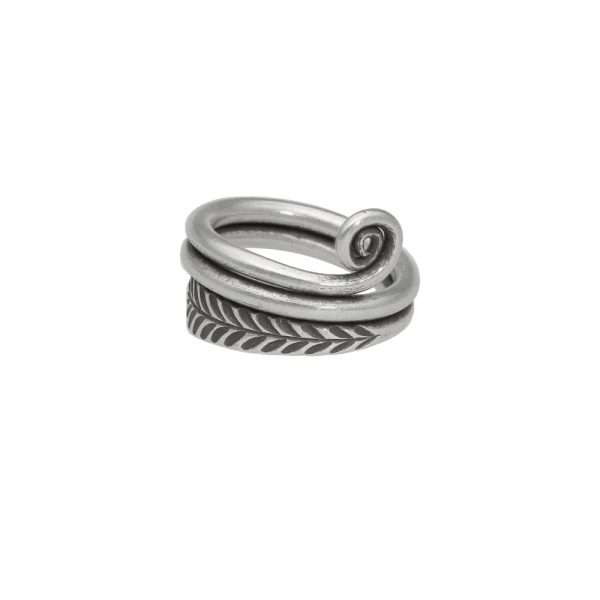 ANILLO AJUSTABLE HOJA HECHO A MANO