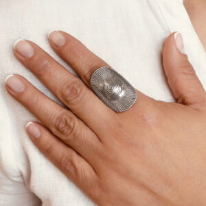 ANILLO AJUSTABLE ESPIRAL HECHO A MANO