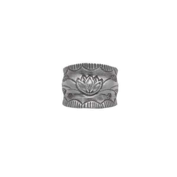 ANILLO AJUSTABLE FLOR DE LOTO HECHO A MANO