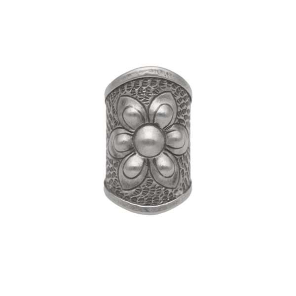 ANILLO AJUSTABLE FLOR TALLADA HECHO A MANO